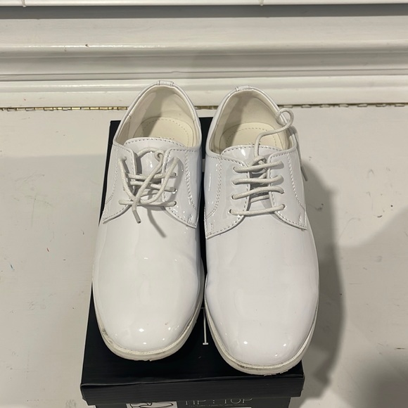 youth white dress shoes